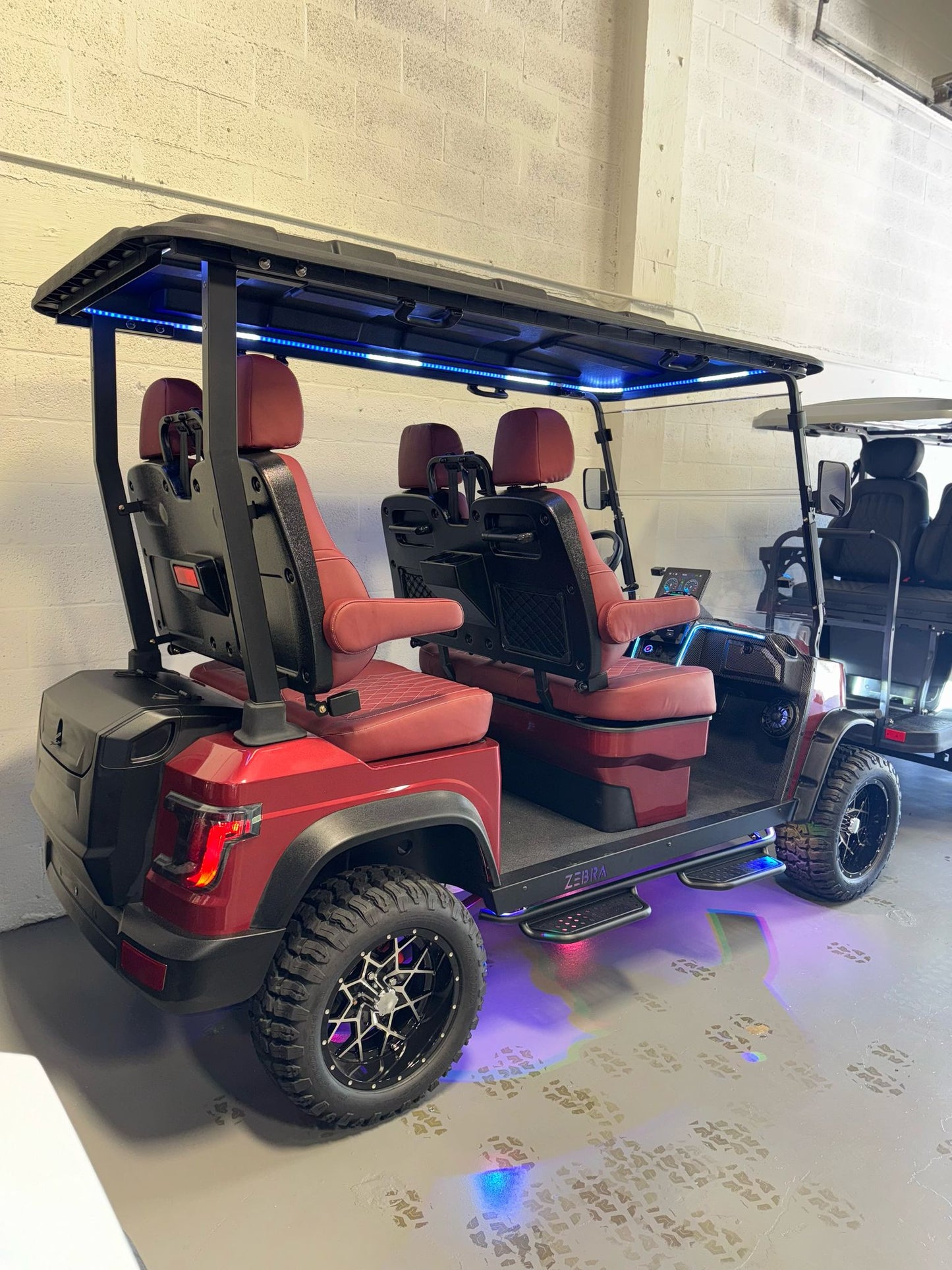 Gen 2 - Burgundy 4 Seater